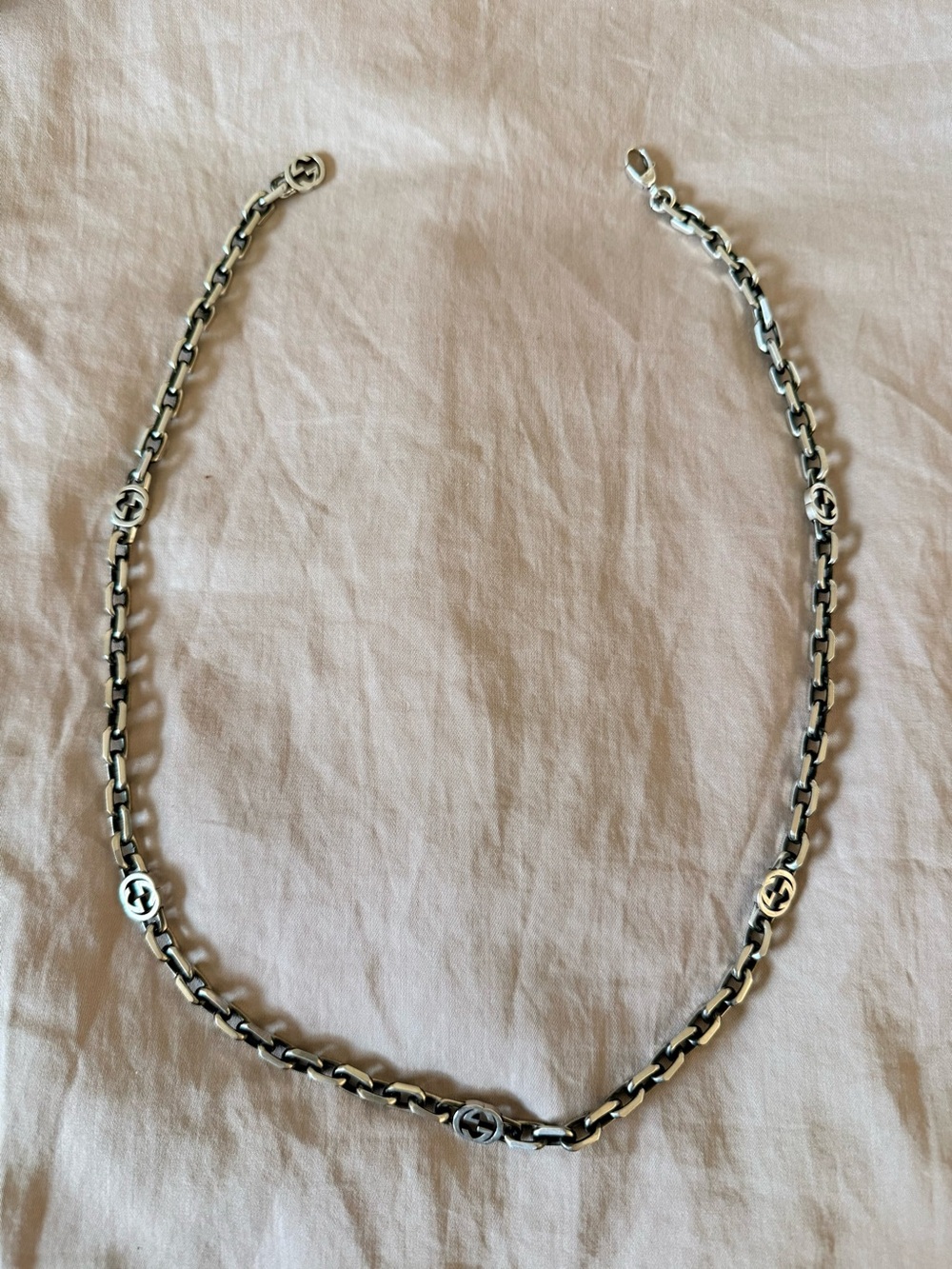 Gucci Interlocking Chain Necklace - Picture 2 of 2
